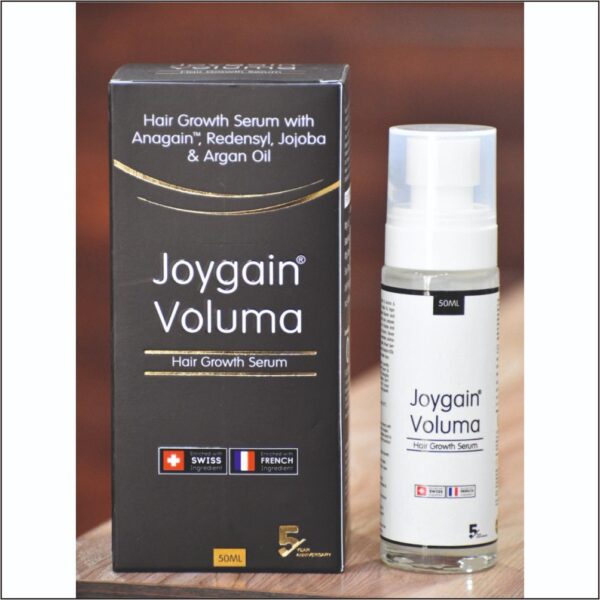 An advanced hair growth therapy enriched with Swiss-pioneered breakthroughs, Redensyl and Anagain, alongside Procapil and Baicapil. Fortified with pure Jojoba & Argan oils for quick absorption, root reinforcement, and visibly enhanced hair volume.